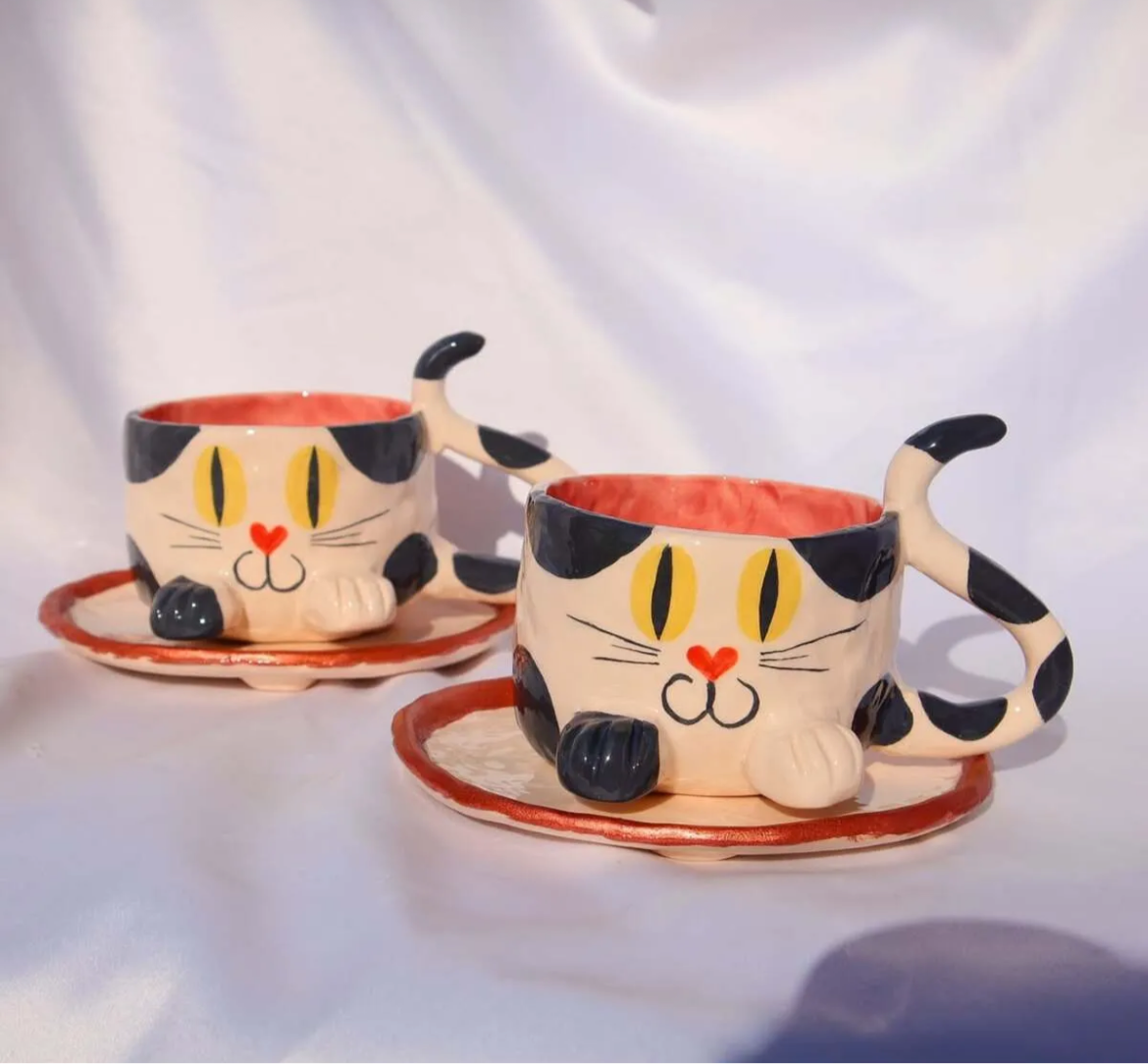Purrfect Contrast – Black & White Cat Mug