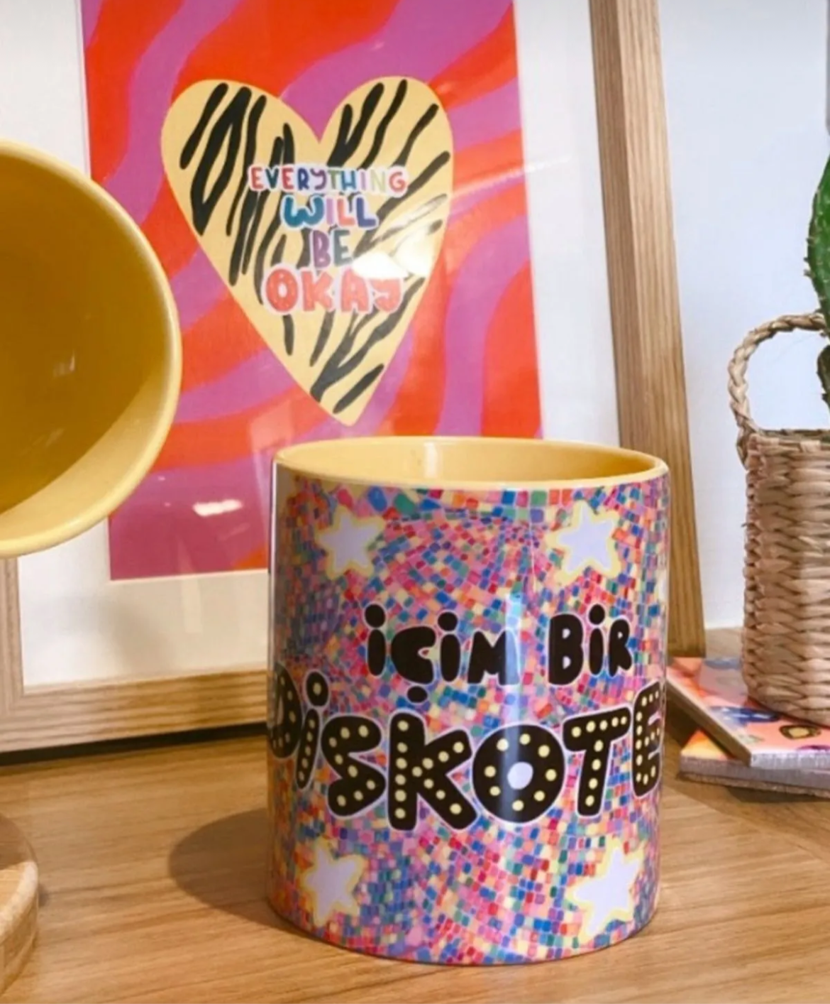 Groove & Brew – Diskotek Hand-Drawn Mug (9.5×8cm)
