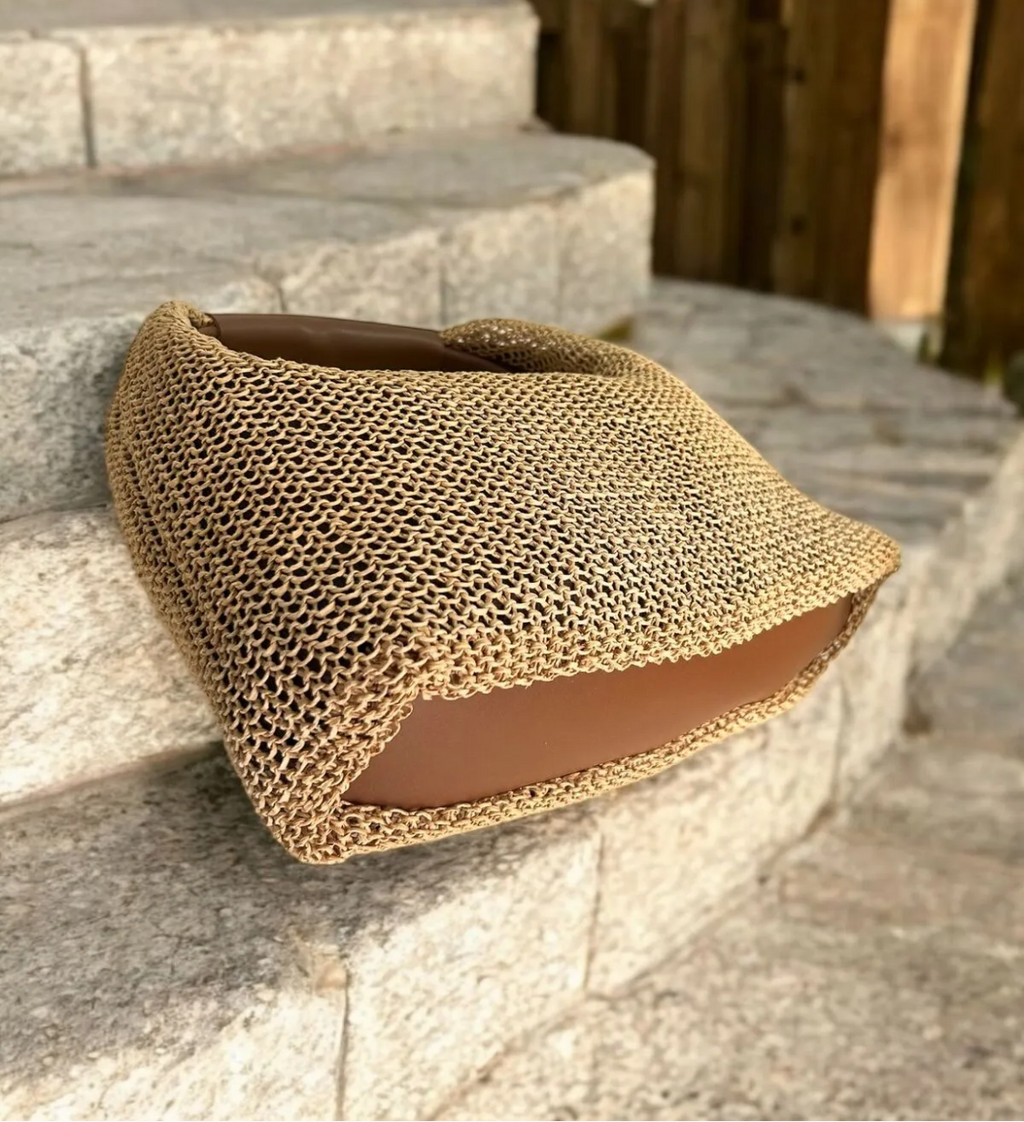 Katusa Golden Pearl Mesh Handbag – Boho Sparkle with Tan Handle