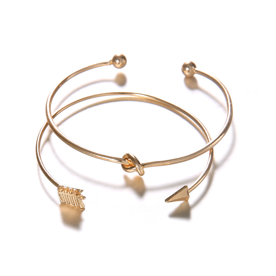 Timeless Twist – Vintage Arrow Cuff Bracelet
