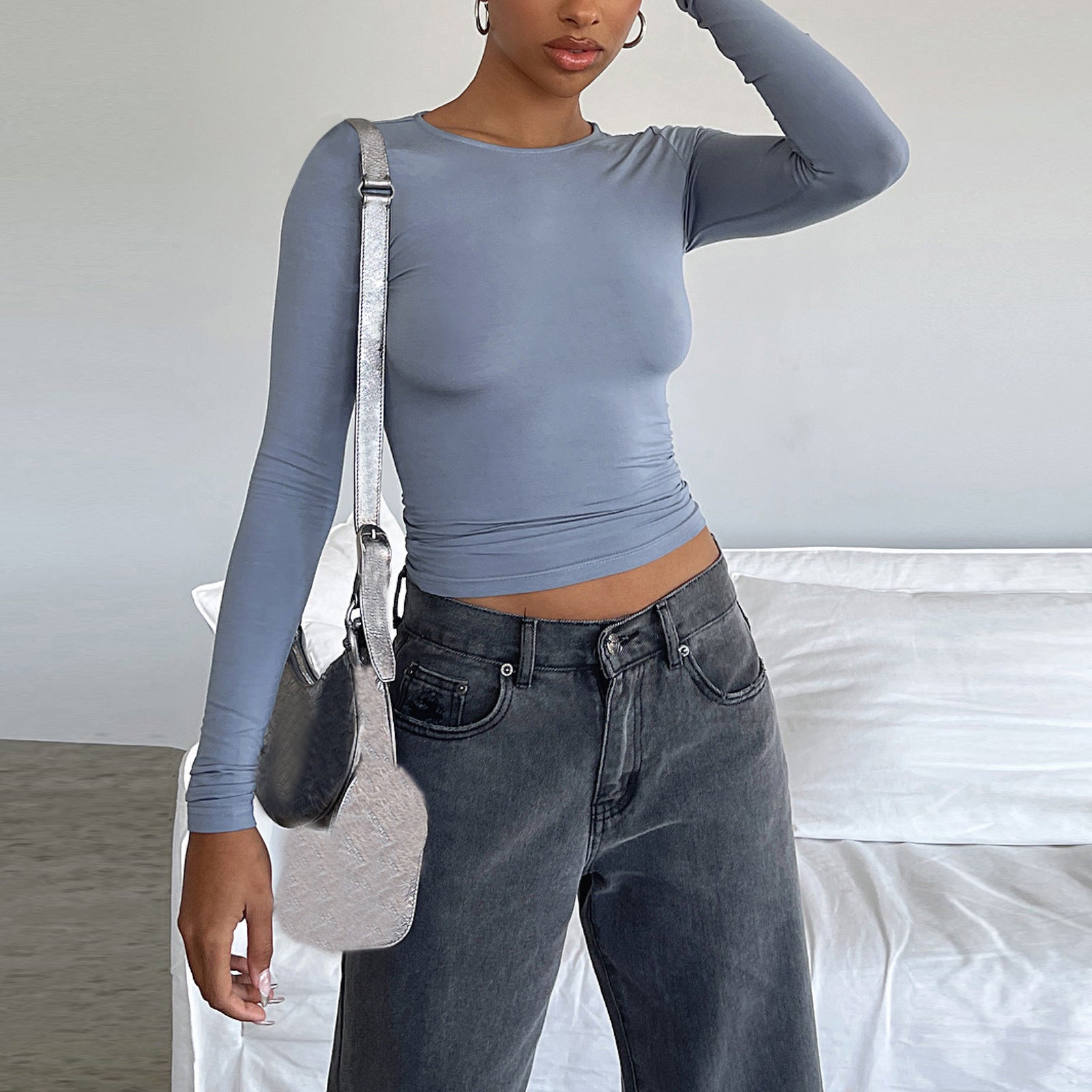 Chic & Sleek: Women’s Slim Fit Long-Sleeve Pullover