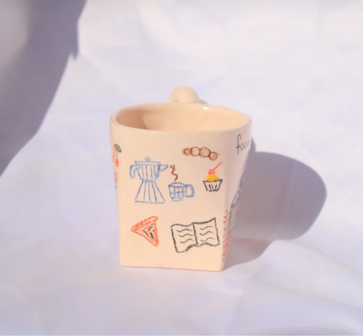 Lily & Loly Ceramics Hand-Drawn Mug – 150ml of Artistic Charm
