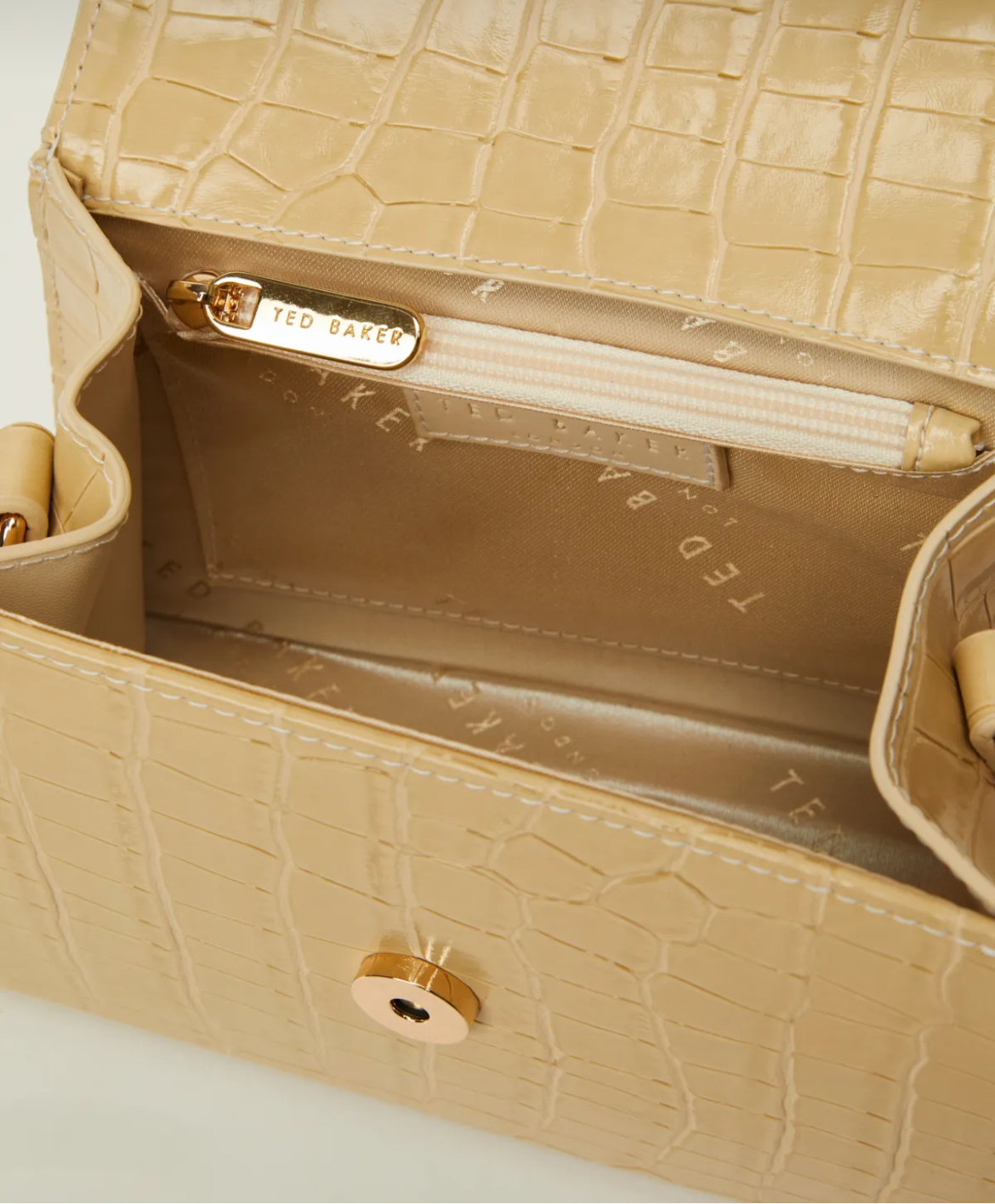 ✨ Ted Baker Croco-Embossed Mini Handbag – Chic & Timeless
