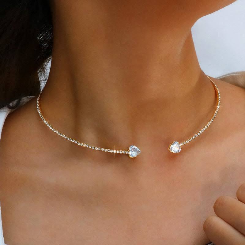 GlimmerHeart: Silver Rhinestone Choker – Bold, Elegant, Unforgettable