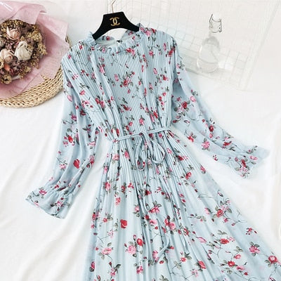 Casual Lotus Leaf Print Pleated with Flare Sleeve Dress